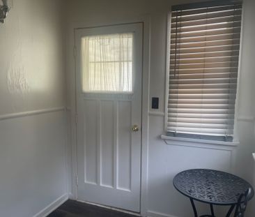 For Lease - 5137 ONTARIO Avenue, Niagara Falls, Ontario - Photo 1