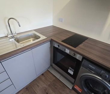 Goschen Street, Southwick, Sunderland, Tyne & Wear, SR5 2LR - Photo 2