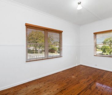 29 Robinson Street, Moorooka QLD 4105 - House For Rent | Domain - Photo 5