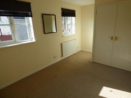 2 bedroom semi-detached house to rent - Photo 4