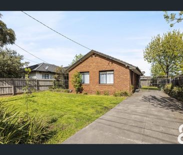 Family Home! - Photo 5