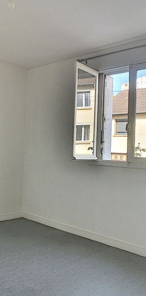 A LOUER Appartement 50000 Saint-Lô 1 chambre 47.82 m2 - Photo 1