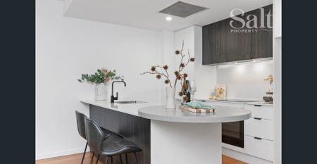 Sophisticated Harbourside Living in the Acclaimed Stella Complex - Photo 5