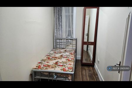 6 bedroom terraced house to rent - Photo 5