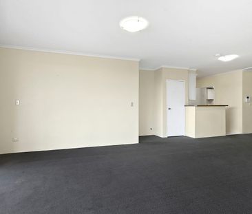 Perfectly Located 1 Bedroom Unit - Photo 1
