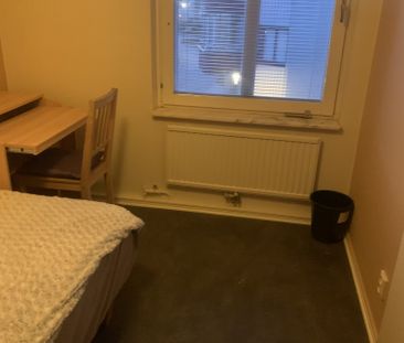 Skvadronsbacken, Sundbyberg - Photo 1