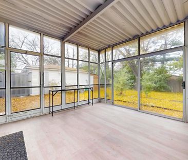 For Lease - 575 Third Line Unit# Main, Oakville, Ontario - Photo 6