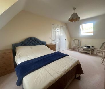 5 bedroom detached house to rent - Photo 3