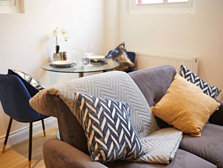 1 bedroom apartment to rent - Photo 2