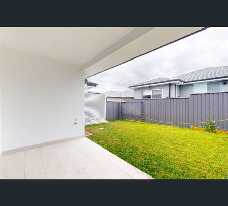 31 Rowcliff Circuit, Lochinvar, NSW 2321 - Photo 1
