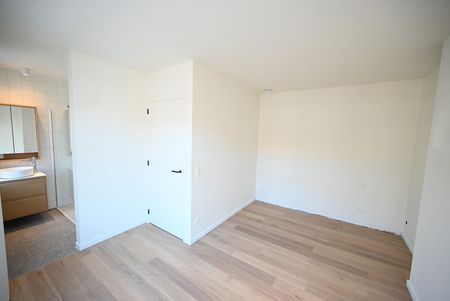Volledig vernieuwd appartement in centrum - Photo 5