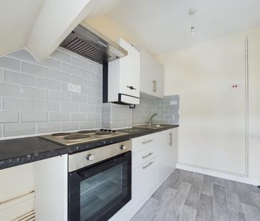 2 bedroom maisonette to rent - Photo 1