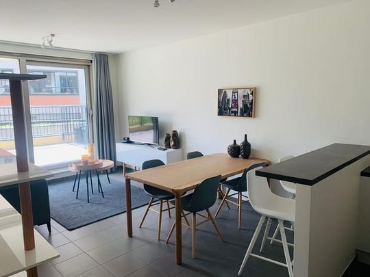 Appartement te huur - Photo 1