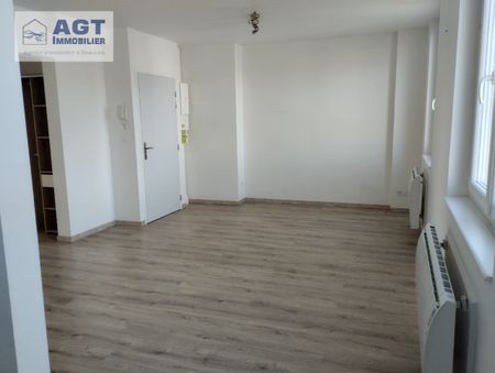 Location Appartement 2 pièces 59m² BEAUVAIS 60000 - Photo 2