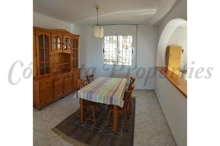 Country Property in Torrox, Inland Andalucia in the mountains - Photo 2