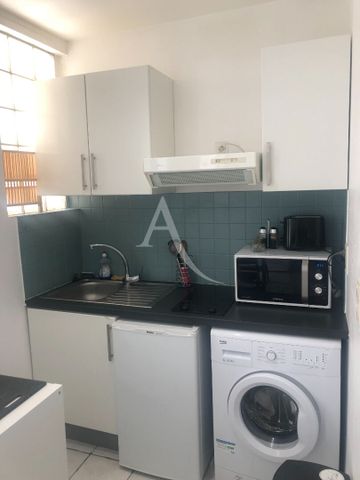 Location Appartement 1 pièce 23m² - Photo 4