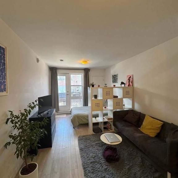 Studio - Montréal - $1,195 /mo - Photo 1