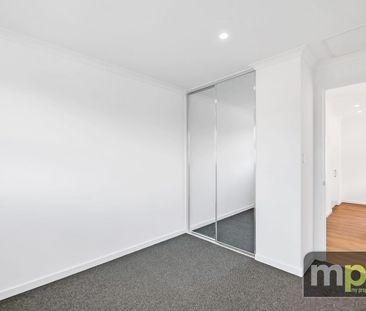 Brand New Modern Townhouses! - Photo 3