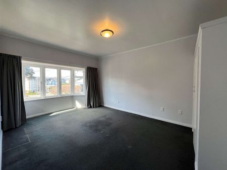 Mount Cook 2 Bedrooms - Photo 2