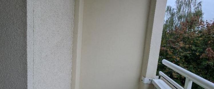 Helle 3-Zimmer-Wohnung mit Balkon und moderner Einbauküche - Photo 1