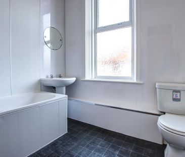 4 bedroom maisonette to rent - Photo 2