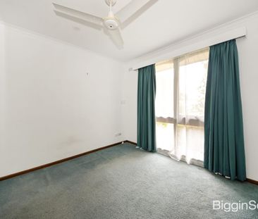 Tranquil Court Location for this 3 Bedroom Residence - Photo 1
