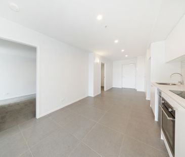 Stylish 2-Bedroom Apartment with Resort-Style Amenities - Photo 5