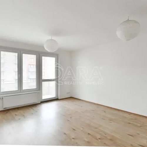 Pronájem bytu 1+KK 27 m - Photo 1