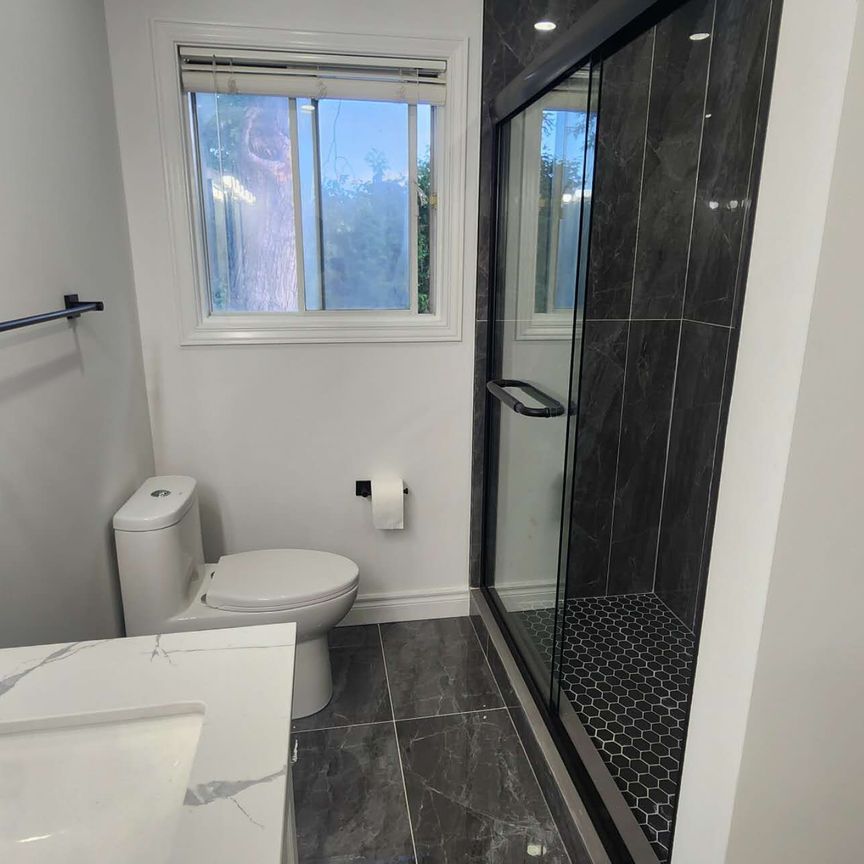 For Lease - 42 Cartier Crescent, Richmond Hill, Ontario - Photo 1