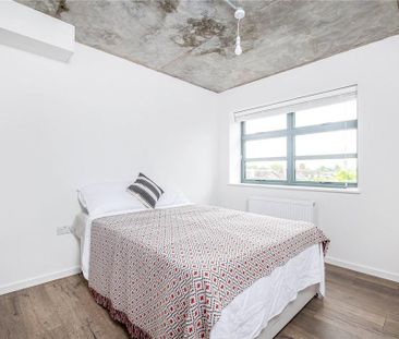 3 bedroom apartment to rent - Photo 4