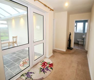 3 bedroom bungalow to rent - Photo 5