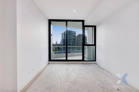 3 Bed, 3 Bath - Photo 5