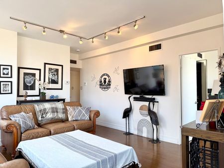 For Lease - 65 Scadding Avenue Unit# 927, Toronto, Ontario - Photo 2