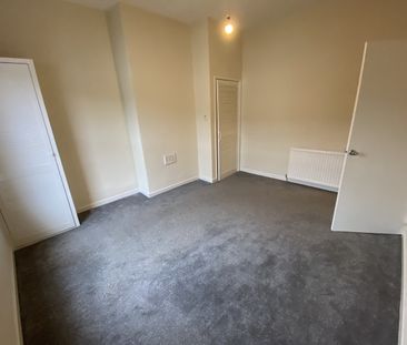 3 Bed Terraced House, Albemarle Road, CH44 - Photo 6