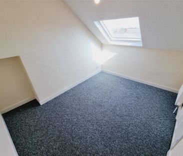 3 Bedroom House to Rent in Wellingborough Road, Rushden, Northants,... - Photo 3