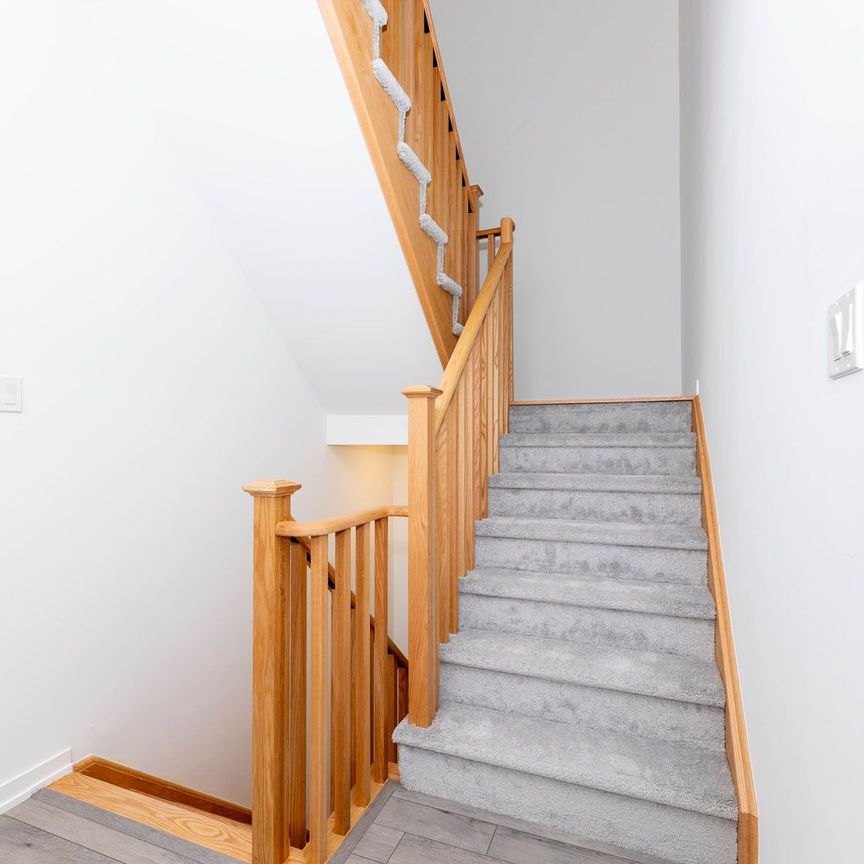 For Lease - 217 Monarch Avenue, Ajax, Ontario - Photo 1