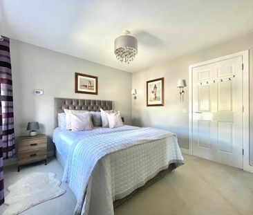 2 bedroom terraced house to rent - Photo 4