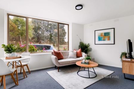 2 Bed, 1 Bath - Photo 2