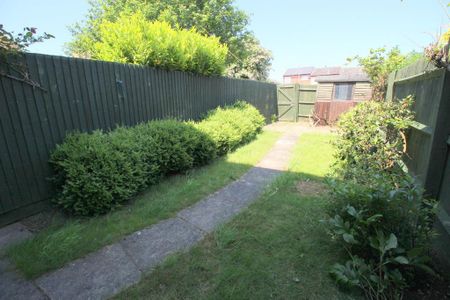 2 bedroom terraced house to rent - Photo 5
