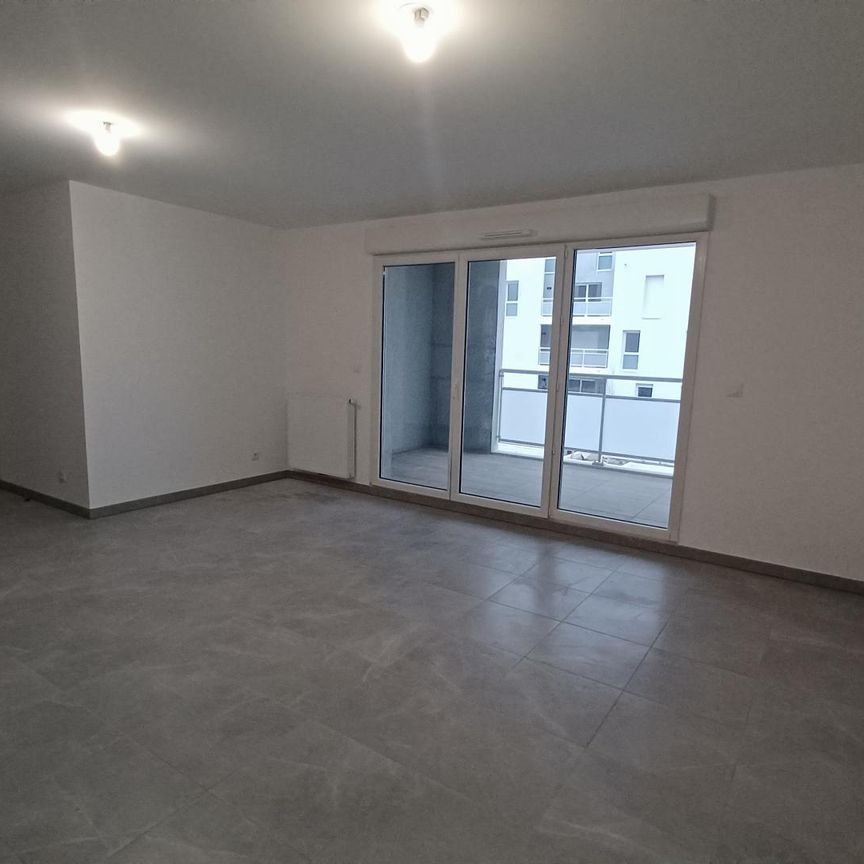 location Appartement T3 DE 62.98m² À ISTRES - Photo 1