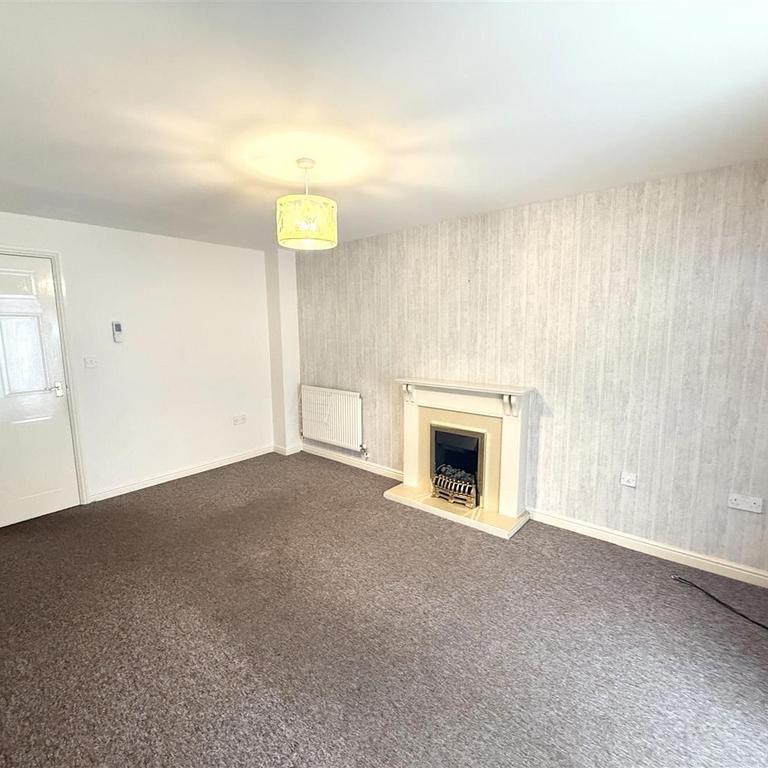 2 bedroom house to rent - Photo 1