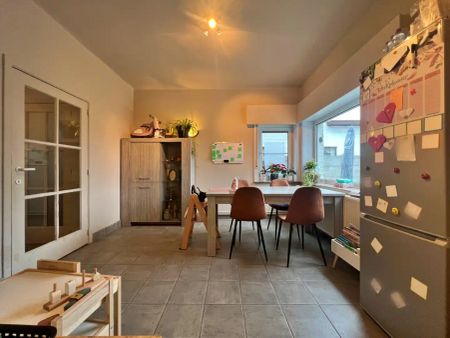 🏡 Halfopen woning met ruime tuin en garage te huur in Lievegem - Foto 4
