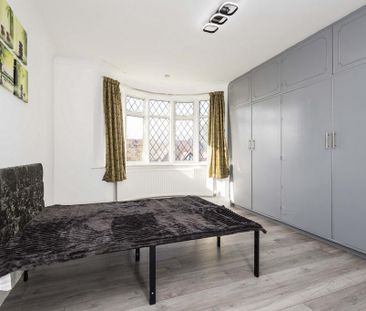 House share to rent - Photo 1