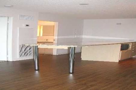 For Lease - 15 Singer Court Unit# 308, Toronto, Ontario - Photo 4
