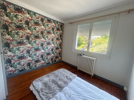 Location Maison 6 pièces 96m² - Photo 2