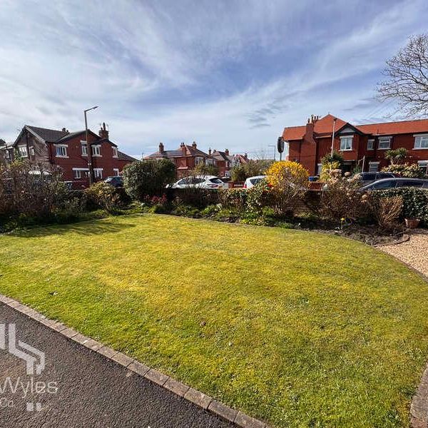 St. Davids Road North, Lytham St. Annes, Lancashire, FY8 - Photo 1