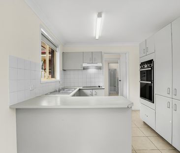 Immaculately Presented Villa in Prime Quakers Hill Location ! - Photo 5