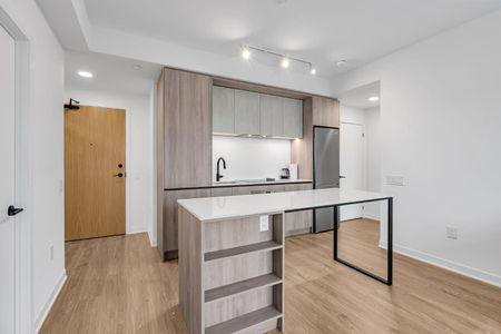 For Lease - 2495 Eglinton Avenue Unit# 1009, Mississauga, Ontario - Photo 4