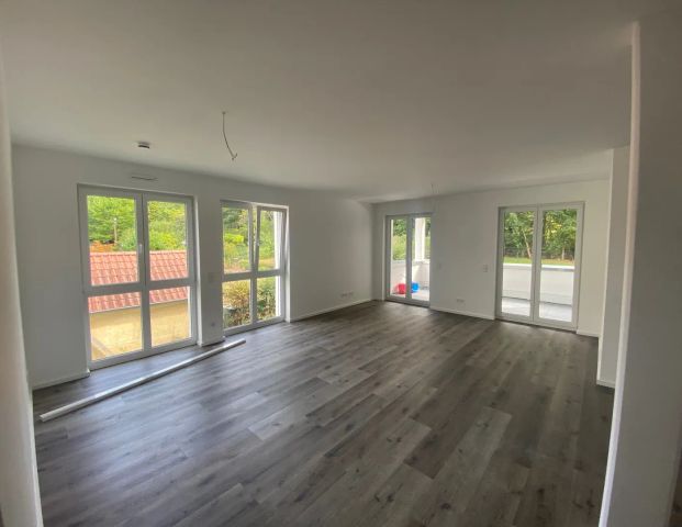 KfW 40 - - offen-moderne Etagenwohnung in ruhiger Lage mit Balkon - Foto 1