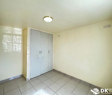 Convenient and Ideal Unit in Albion - Photo 4